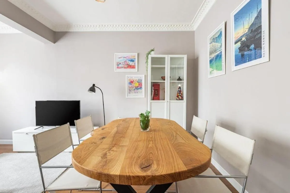 Image 5 of Charming Modern 1bd Airy Kadikoy Gem! #308