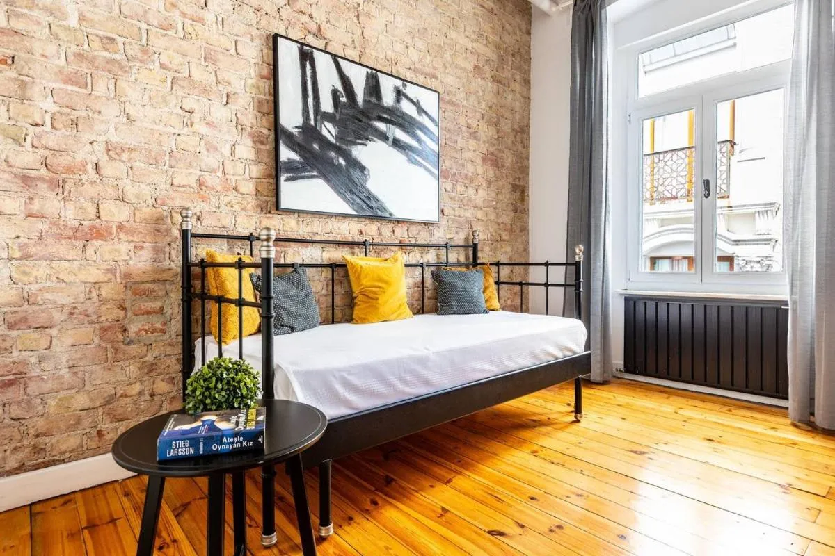 Image 6 of Charming Rustic 2bd2bath Heart Of Taksim! #364