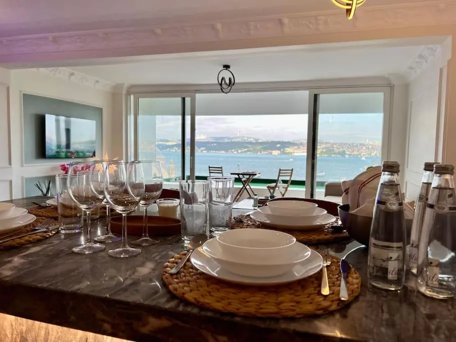 Image 5 of ComeLiveGo Bosphorus
