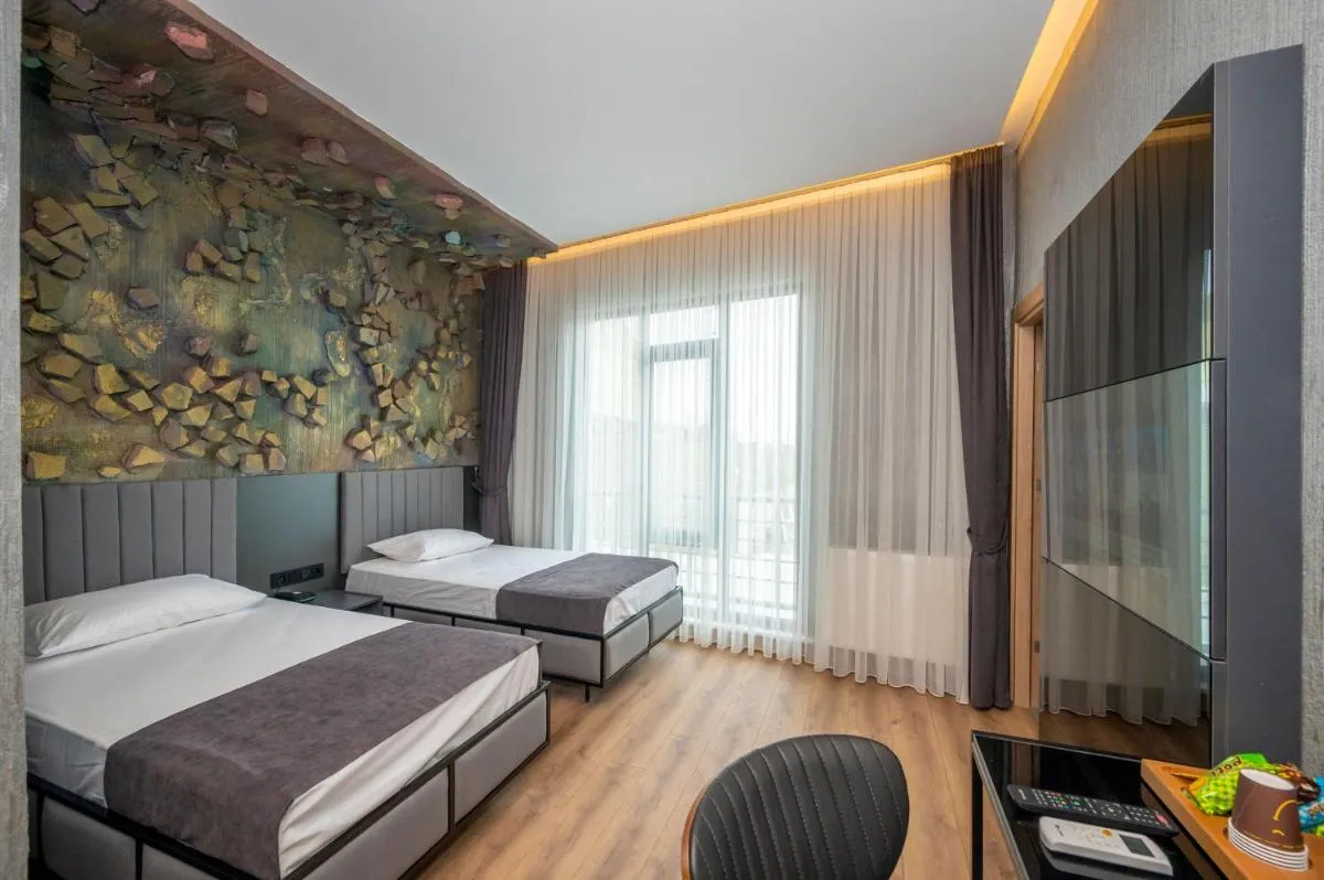 Image 6 of Continental Airport Hotel