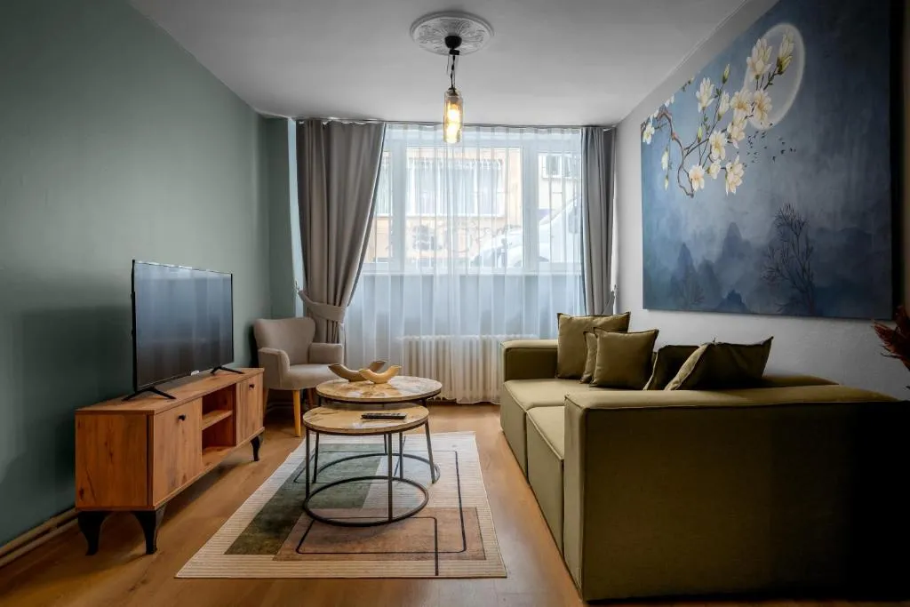 Image of Cosy & Cental 3BR Apt. In Besiktas