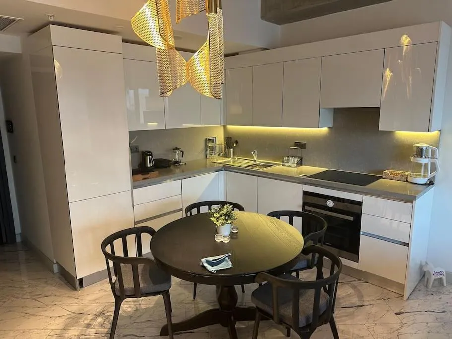 Image 3 of Cozy luxury apt in Sinpas queen