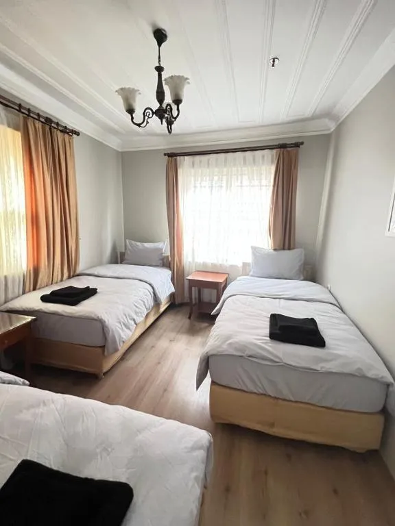 Image of DIMBIL APART