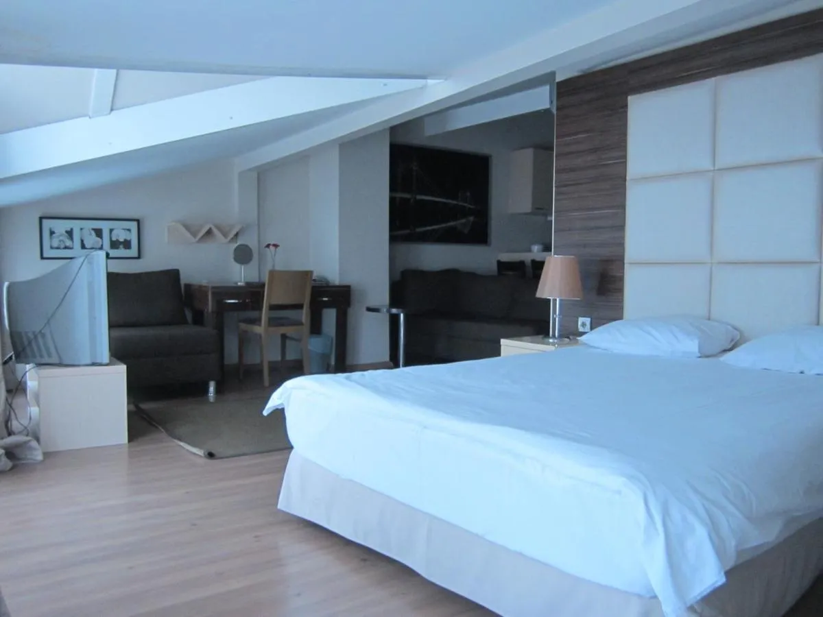 Image 1 of Derpa Suite Hotel