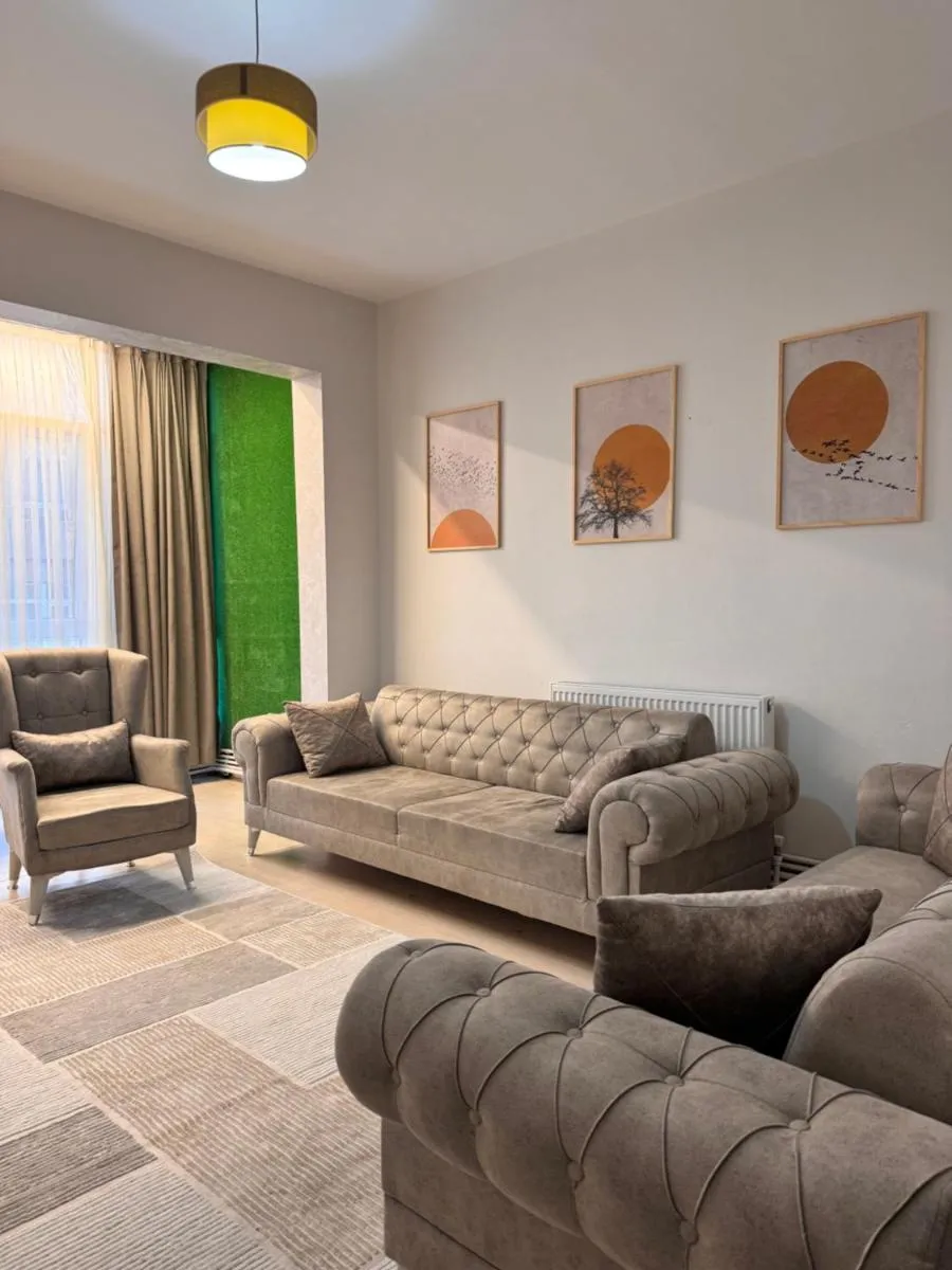 Image 2 of Dilaver-Apart