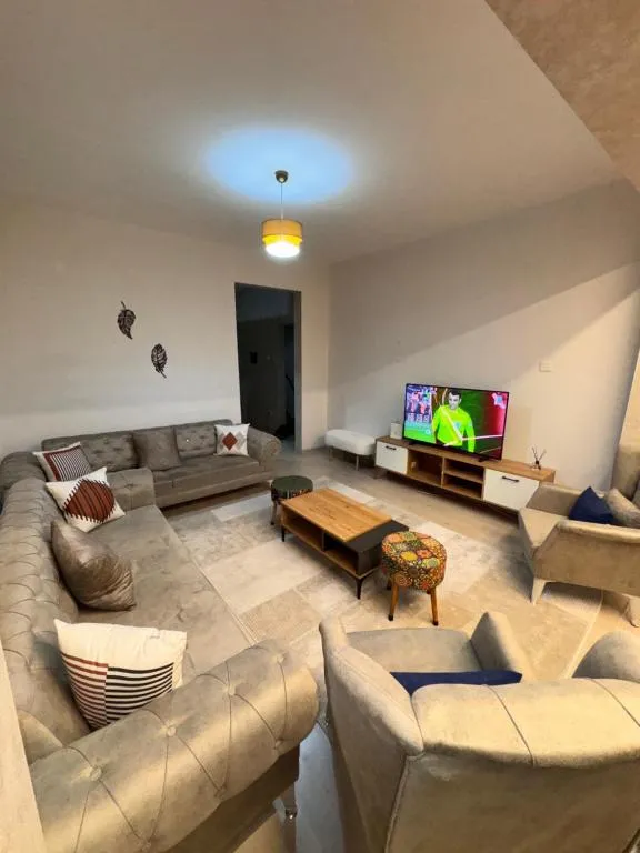 Image of Dilaver-Apart
