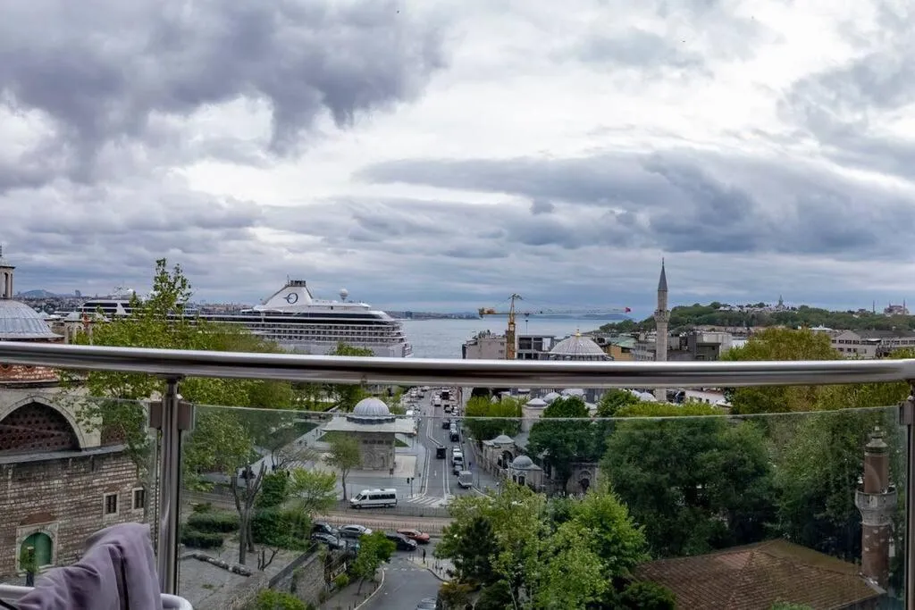 Image 1 of Duplex with Stunning Sea View, 3BR, 2BA