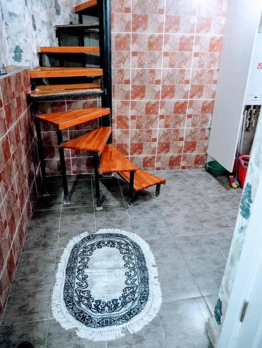 Image 6 of Ease Inn