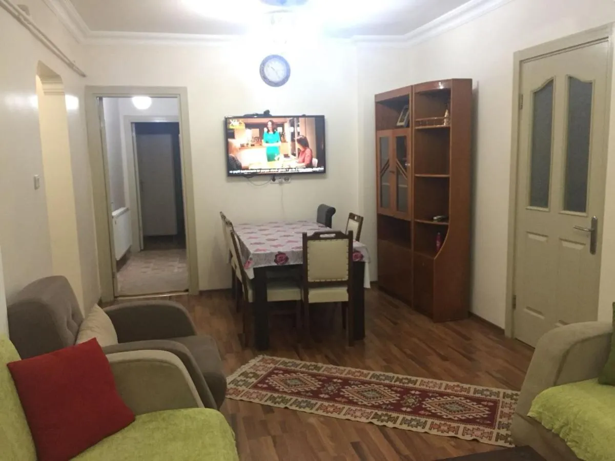 Image 1 of Eda’s Apartment