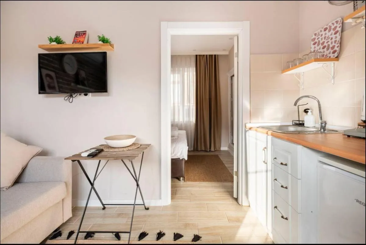 Image 5 of Evin Apartment