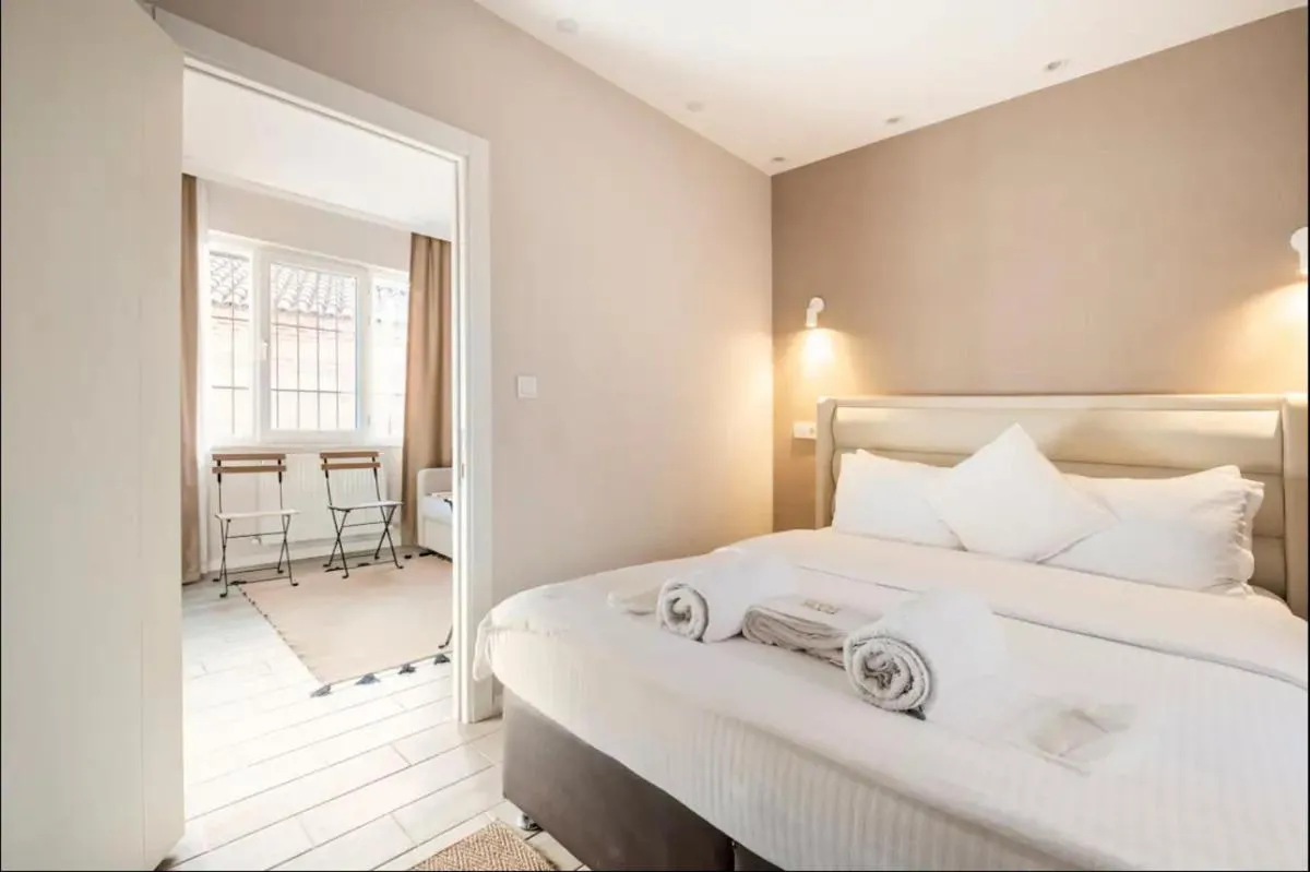 Image 1 of Evin Apartment