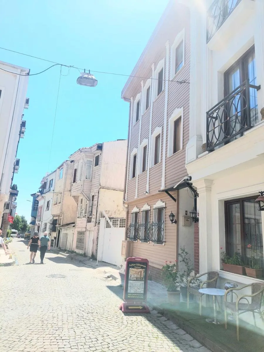Image 5 of Ezgi apart