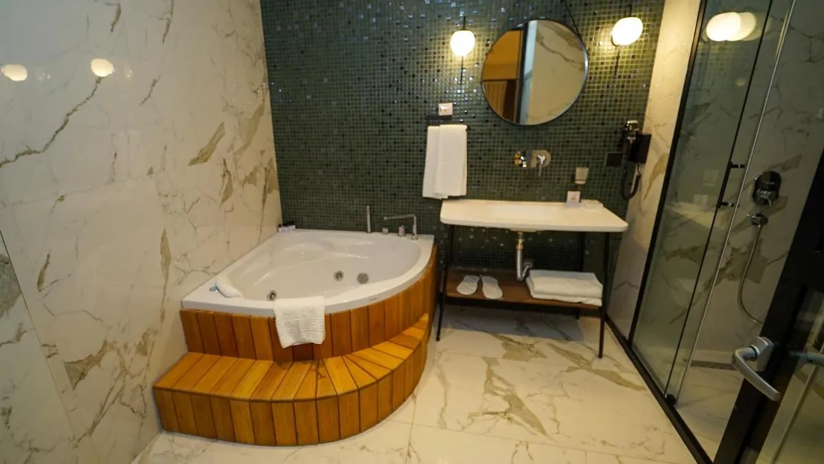 Image 2 of Fragments Hotel