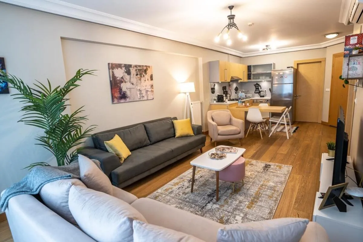 Image 4 of Full Apartment Near Osmanbey Metro Nianta