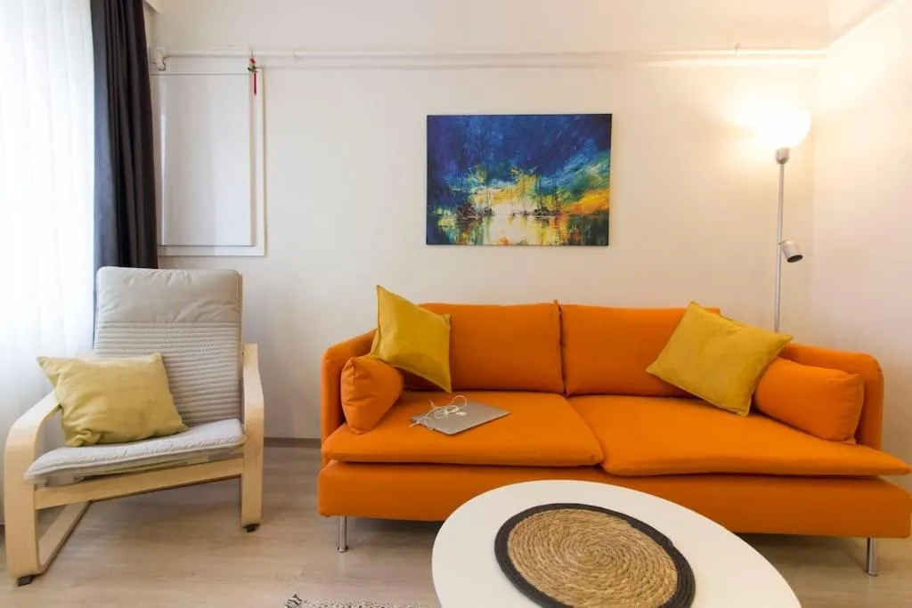 Image 2 of Fully Renovated 2BR Flat in Prime Location at Moda