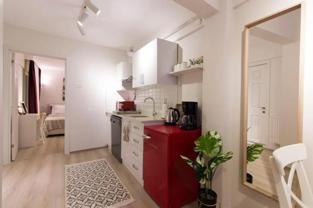 Image 3 of Fully Renovated 2BR Flat in Prime Location at Moda