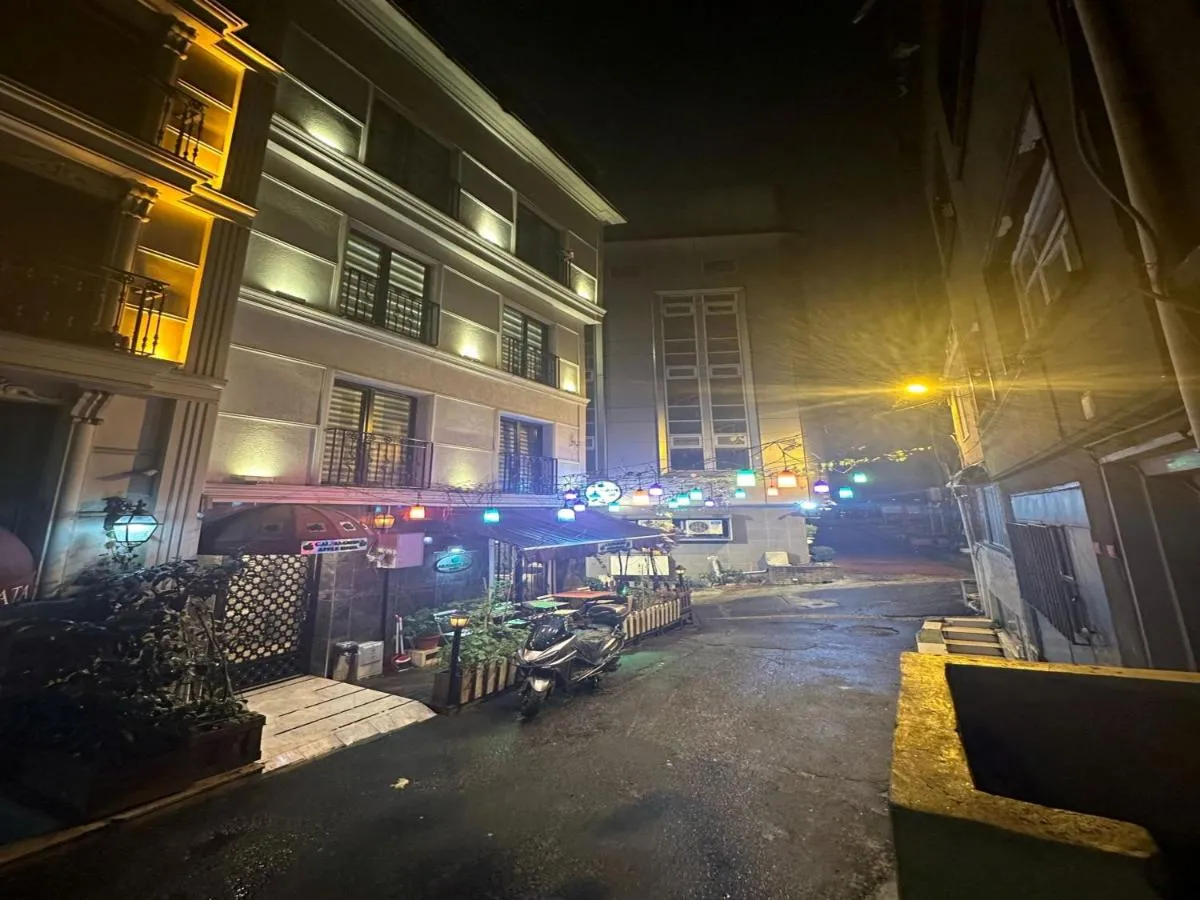Image 3 of GALATAGREENAPPLEHOTEL