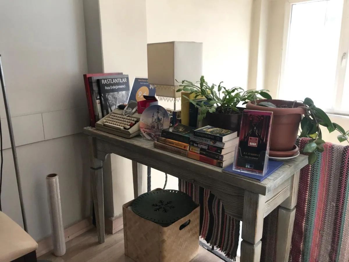Image 6 of Goji’s Apartments