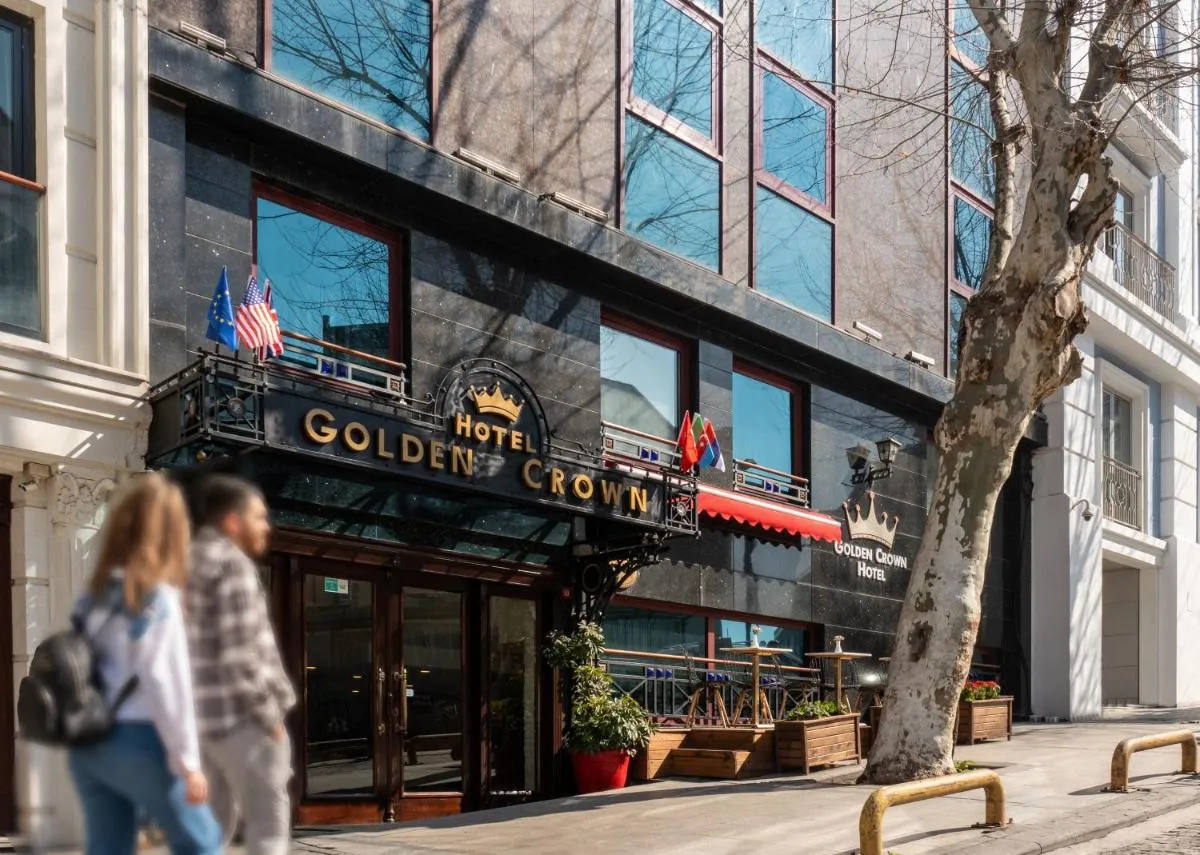 Image 1 of Golden Crown Hotel