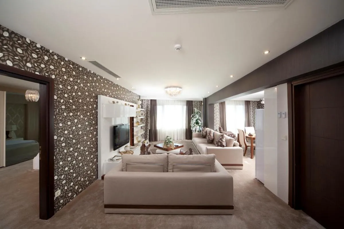 Image 1 of Golf Royal Residence