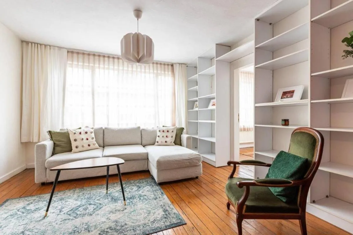 Image 1 of Gorgeous Cozy Central Bright 1bd Pad! #350