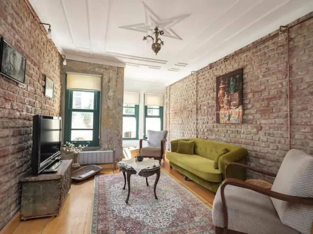 Image of Gorgeous Rustic Balat 4bed2bath Home! #363
