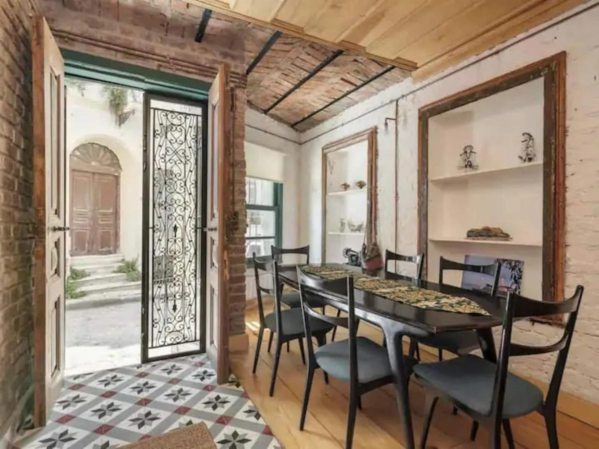 Image 2 of Gorgeous Rustic Balat 4bed2bath Home! #363
