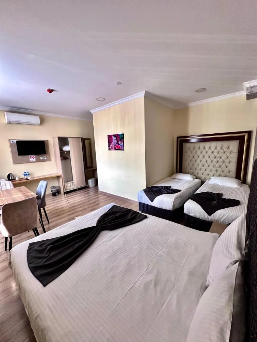 Image 2 of Grand Ararat Hotel