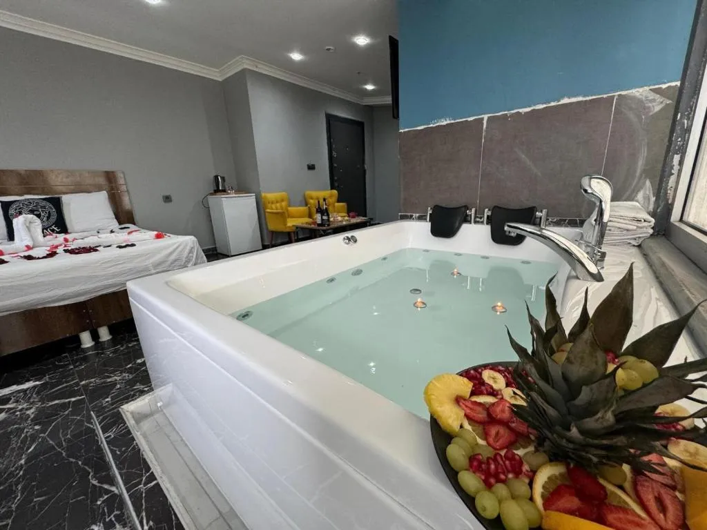 Image of Grand Lara Hotel & Apartments