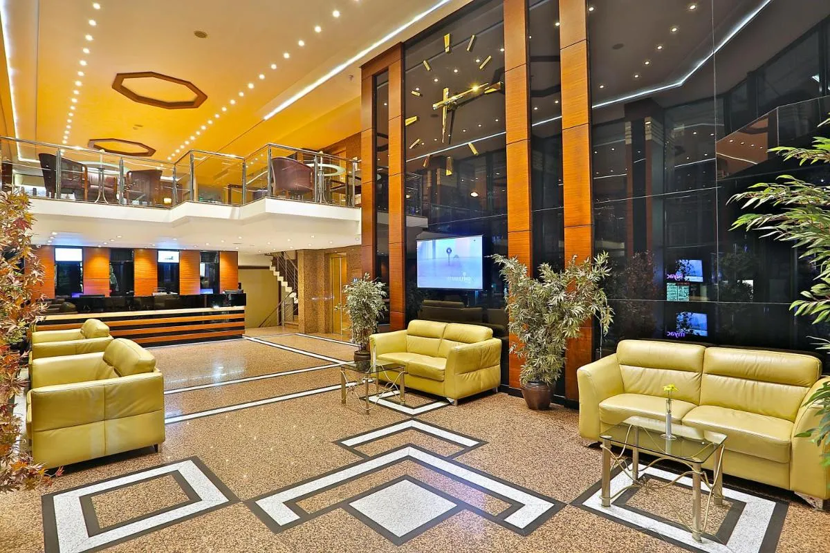 Image 2 of Grand Madrid Hotel