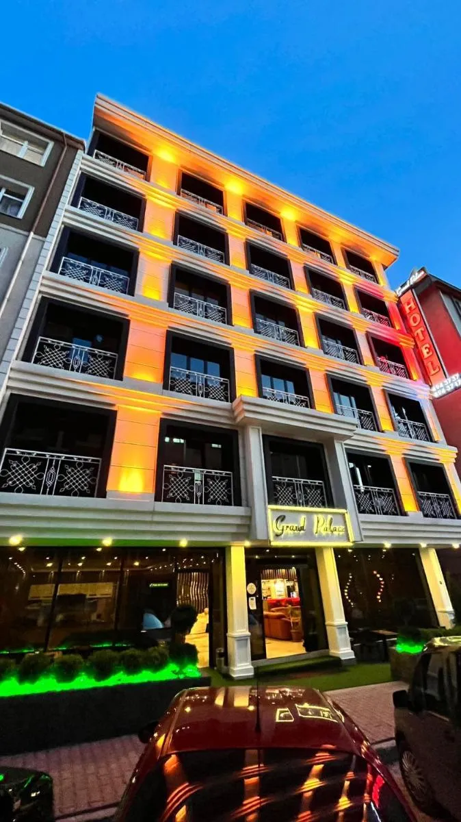 Image 6 of Grand Palace Hotel