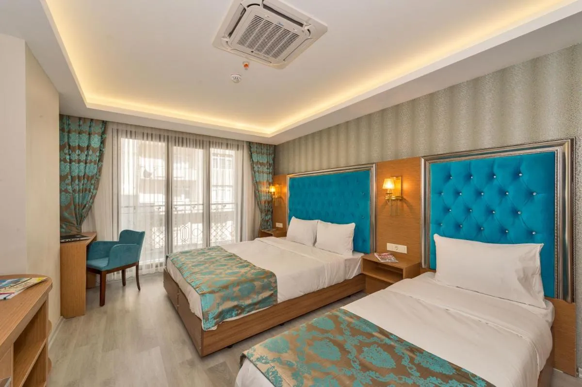 Image 5 of Grand Palace Hotel