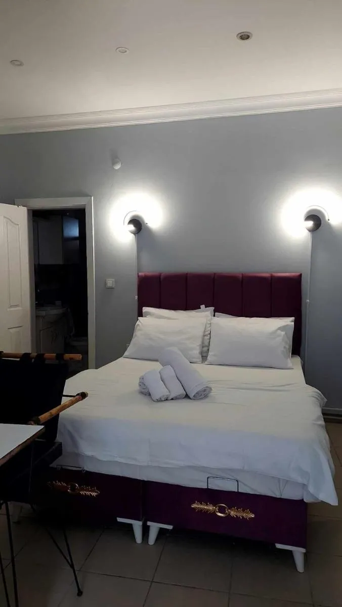 Image 3 of Greenbird Suites