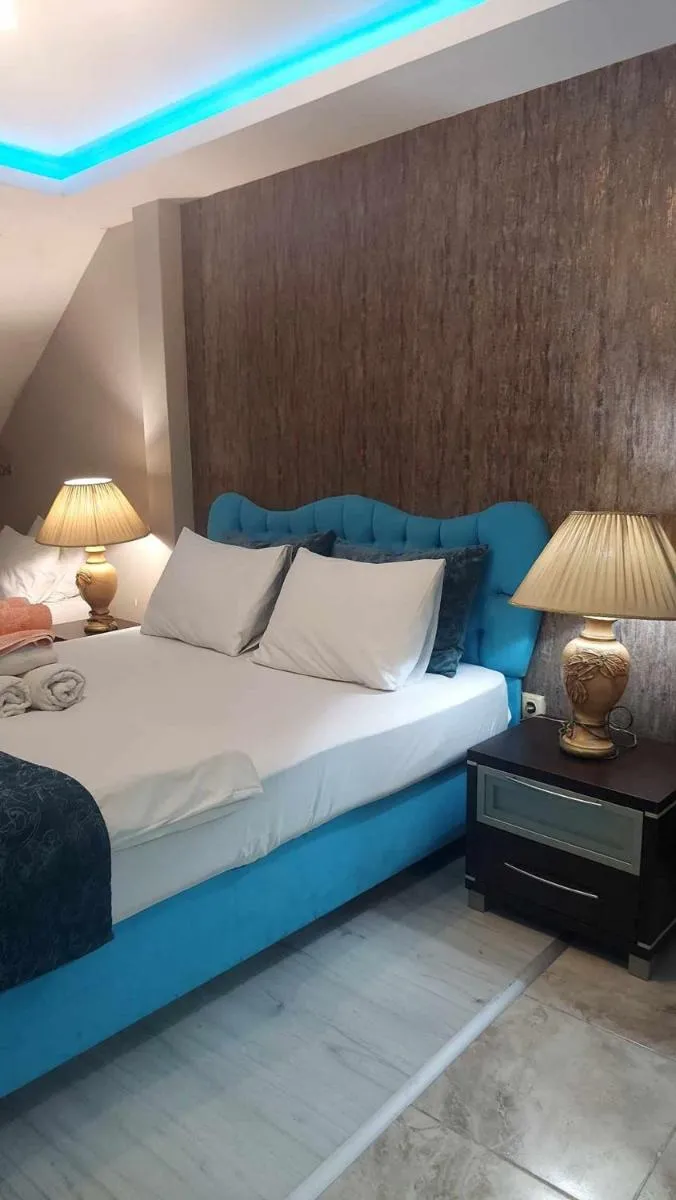 Image 4 of Greenbird Suites