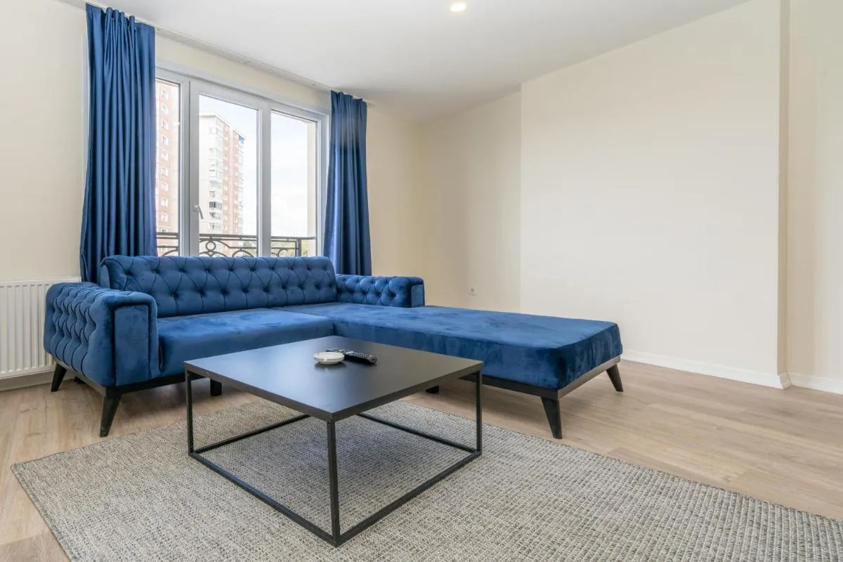 Image 3 of Guest Suites