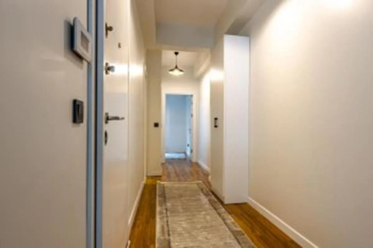 Image 4 of HEARTH OF DOWNTOWN LUXURY, 4 NEW APARTMENTs
