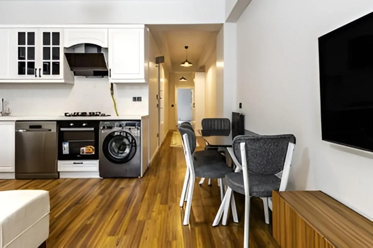 Image 5 of HEARTH OF DOWNTOWN LUXURY, 4 NEW APARTMENTs