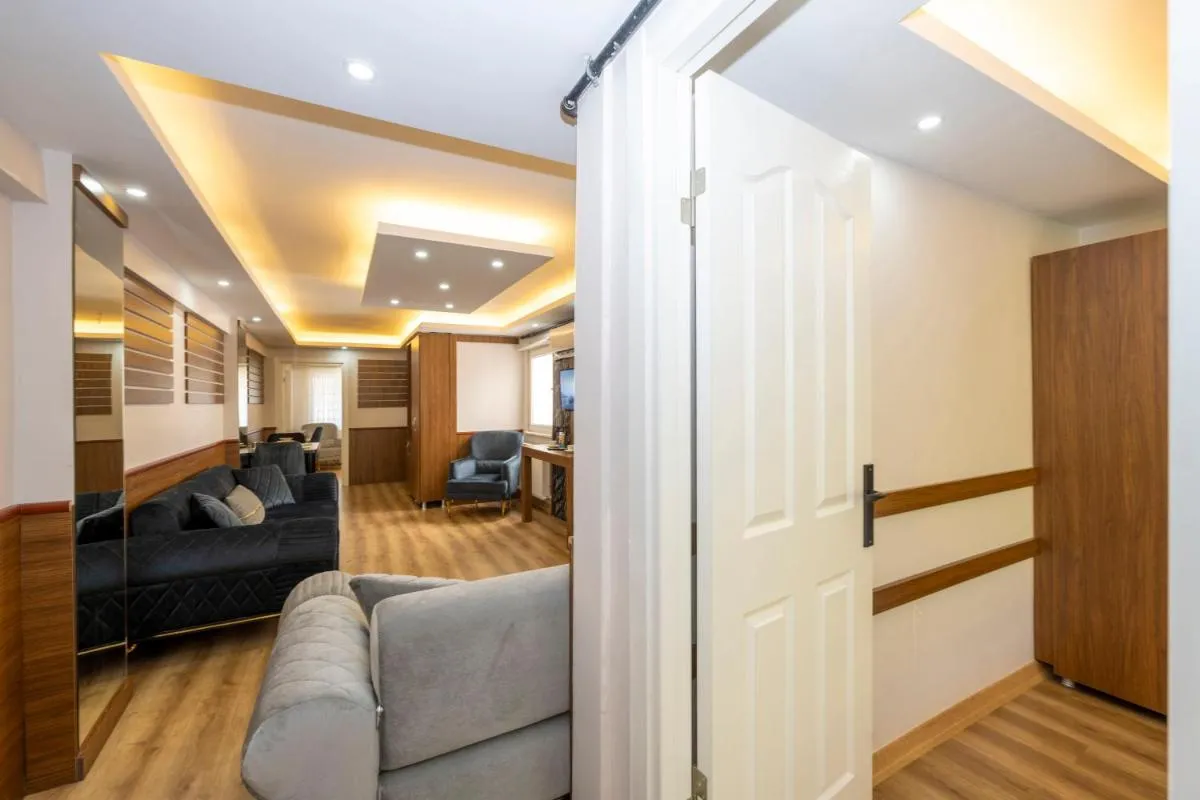 Image 1 of Hatem’s House in Taksim