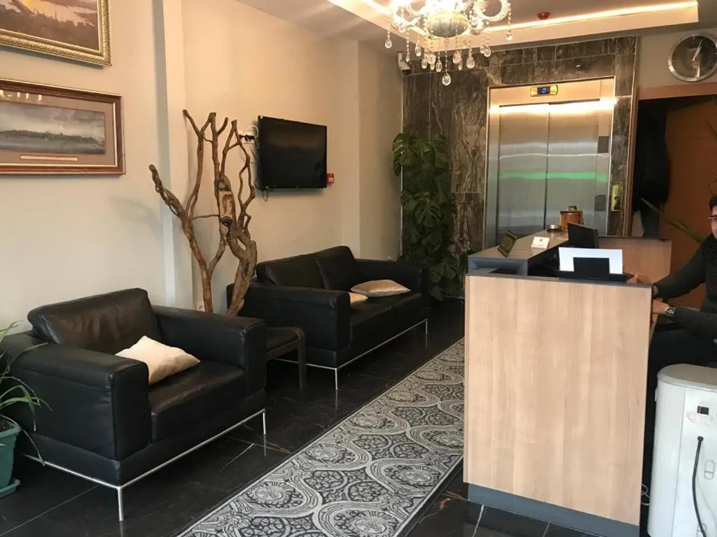 Image 1 of Historial Hotel