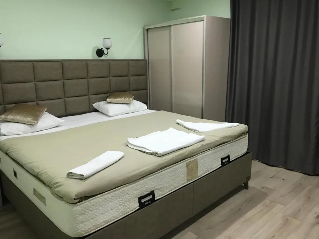 Image 2 of Historial Hotel