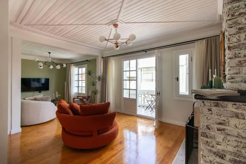 Image 4 of Historic 2BR Gem in Downtown Sisli AC in All Rooms