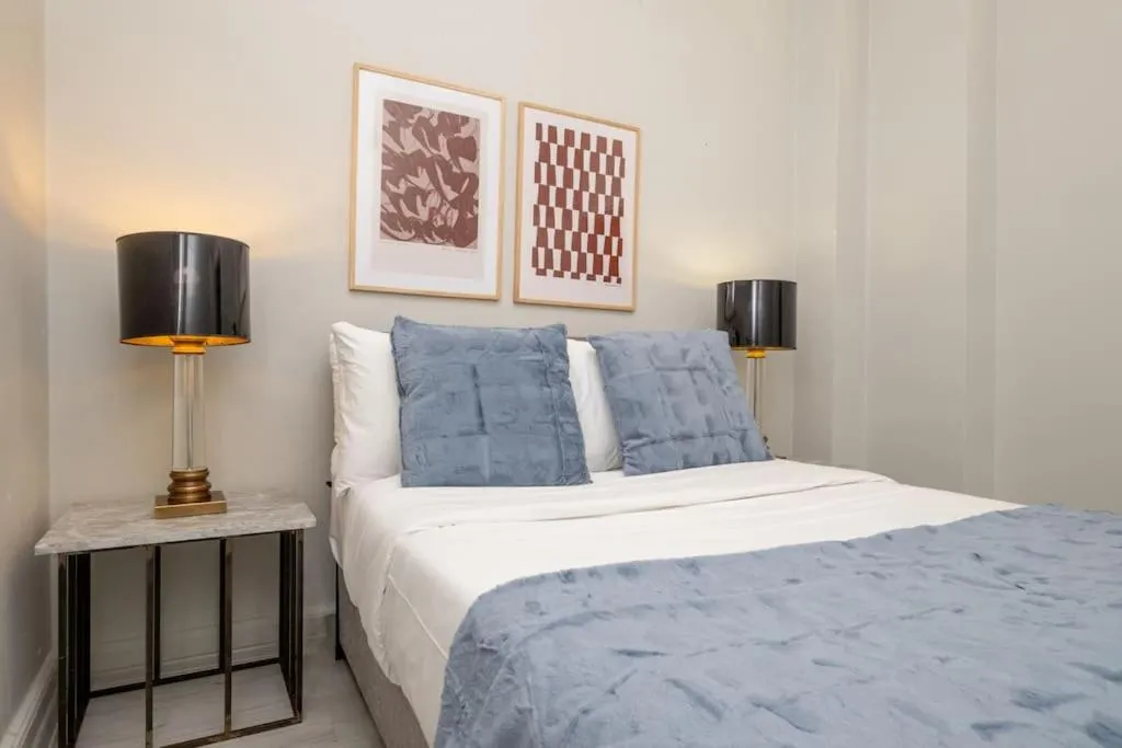 Image 1 of Historical 2-Bedroom Apartment