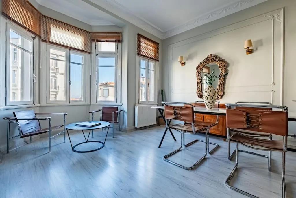 Image 4 of Historical 2-Bedroom Apartment