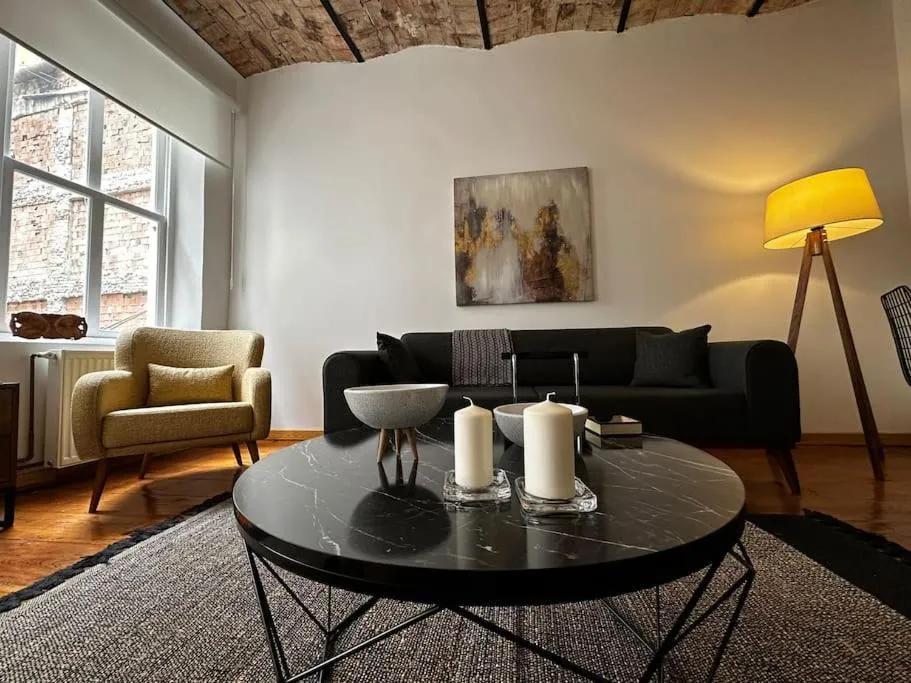 Image of Historical Flat in Galata – Tatar Beyi Street
