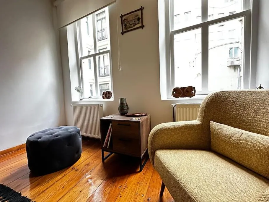 Image 3 of Historical Flat in Galata – Tatar Beyi Street