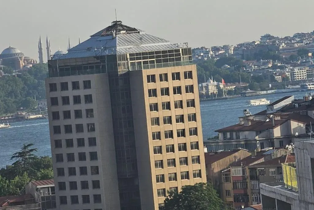 Image 1 of Historical apartment Besiktas center