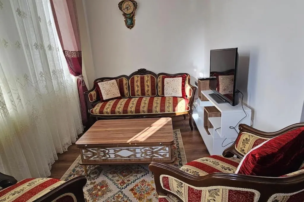 Image 2 of Historical apartment Besiktas center