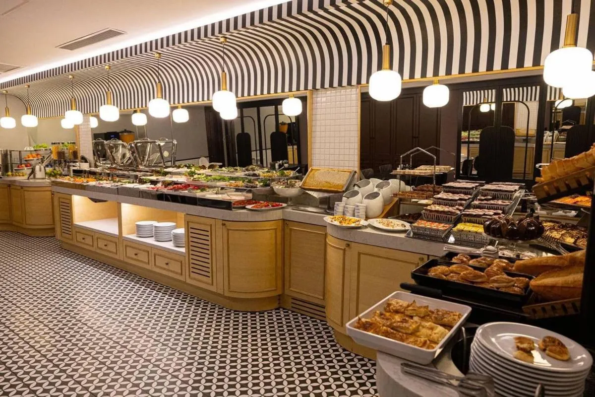 Image 1 of Hotel Eyfel