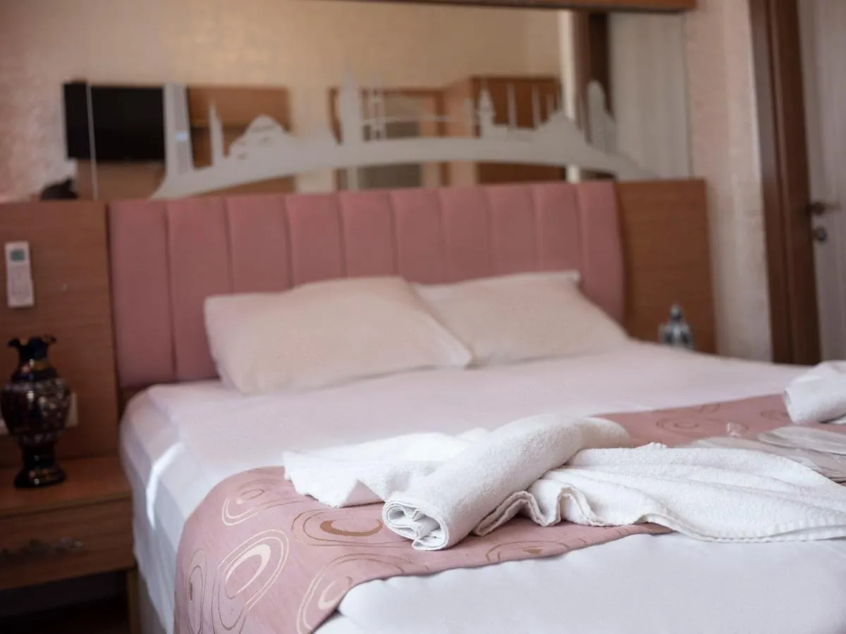 Image 5 of Hotel Megaron