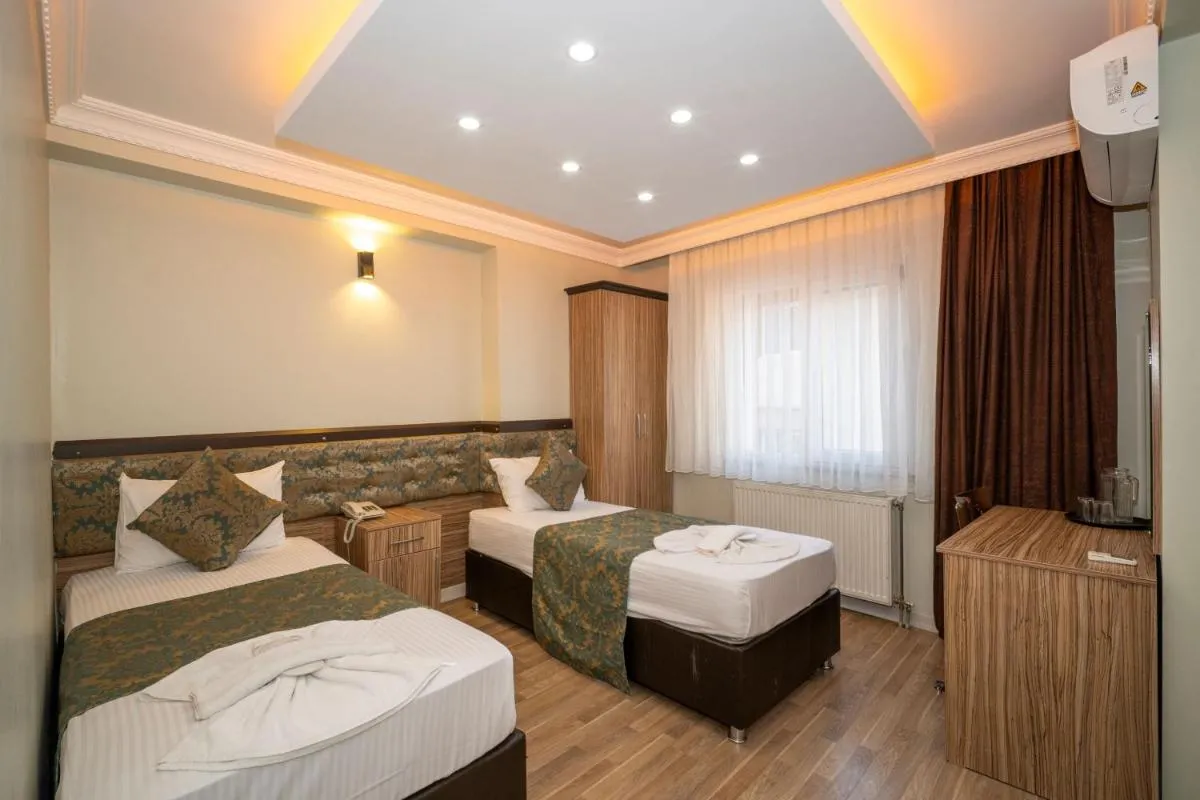 Image 2 of Hotel Simper